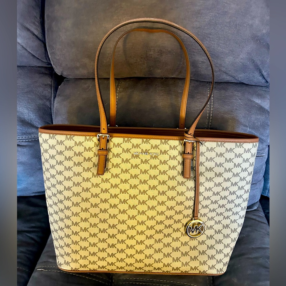 Michael Kors Gently used Laptop Bag - 18” X 16” Logo